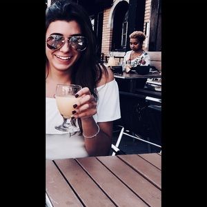 Meet your Posher, Michaela